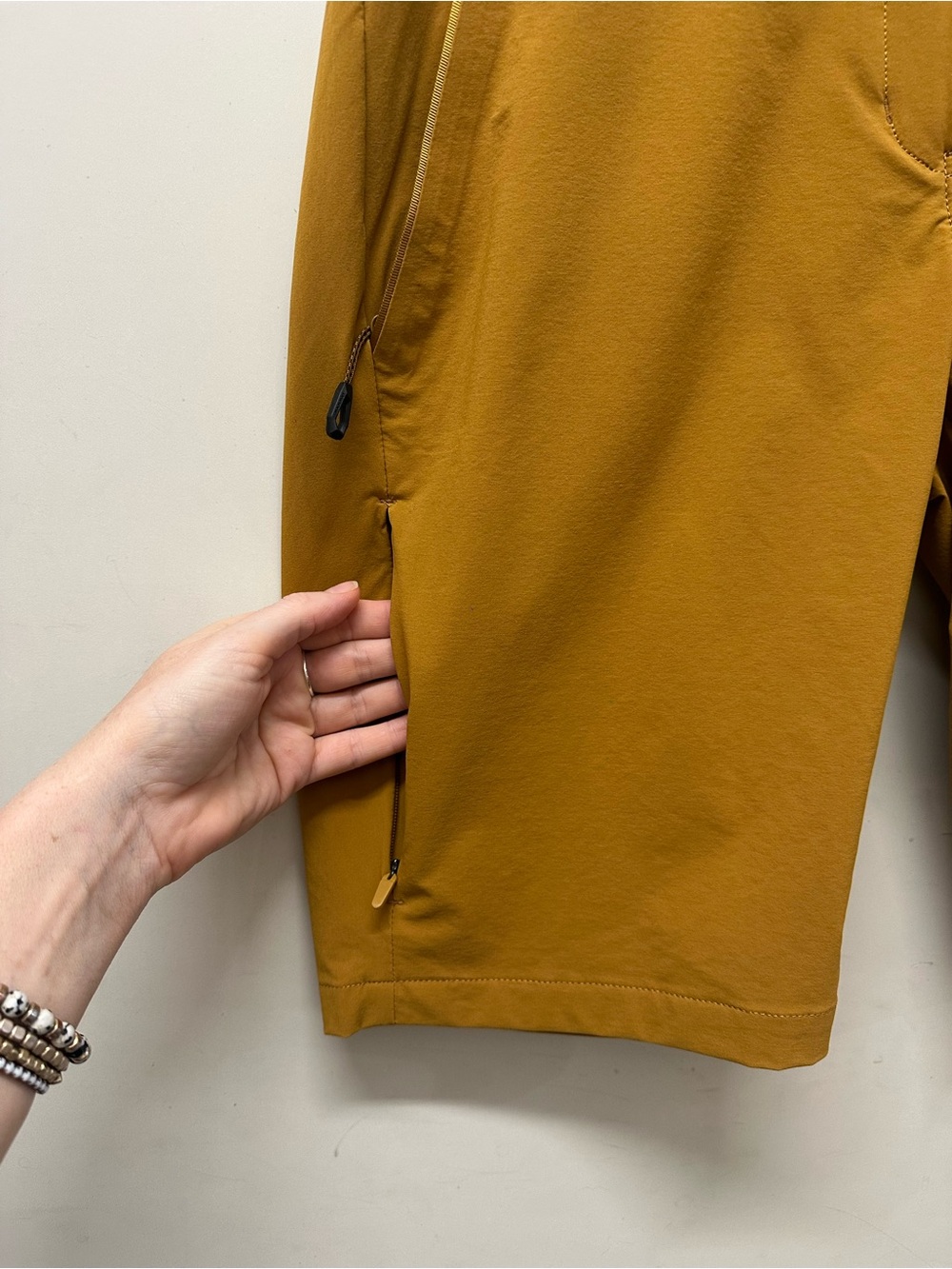 Mammut | Women’s size 8 shorts - Picture 6 of 7